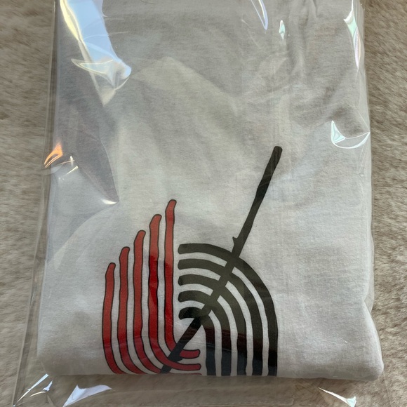 Portland Trailblazers SGA shirt - Picture 3 of 3